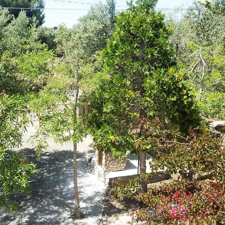 Holiday home Villetta Ninfea Torre Pali